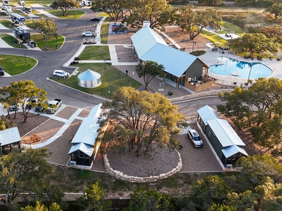 Horseshoe Ridge RV Resort   cabin rentals aerial view