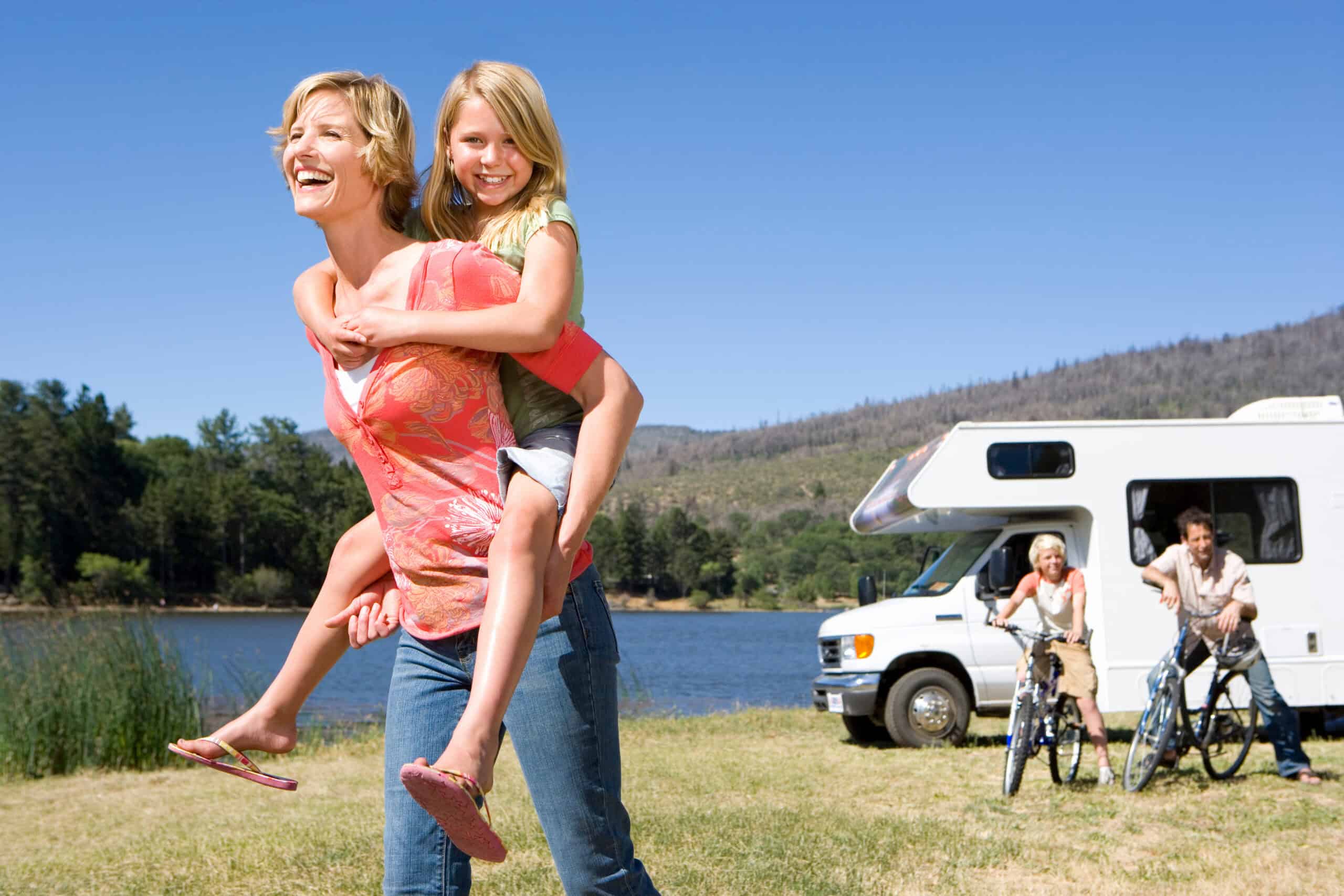 Community outdoor lounge area at Horseshoe Ridge RV Resort in Wimberley, TX