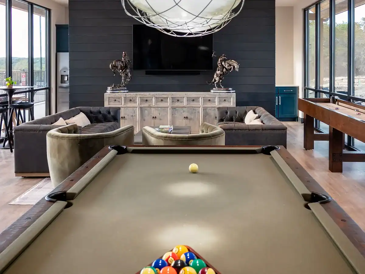 Pool table in the lounge at Horseshoe Ridge RV Resort