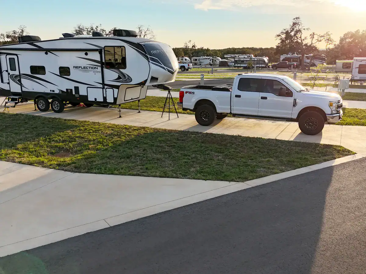 Deluxe Pull-Through RV site at Horseshoe Ridge RV Resort