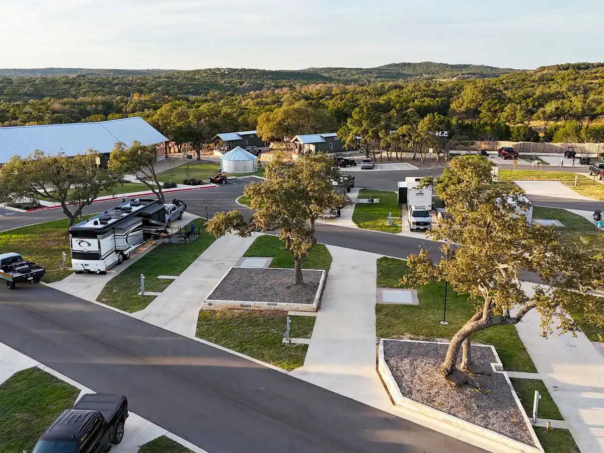 Executive Pull-Through RV site at Horseshoe Ridge RV Resort